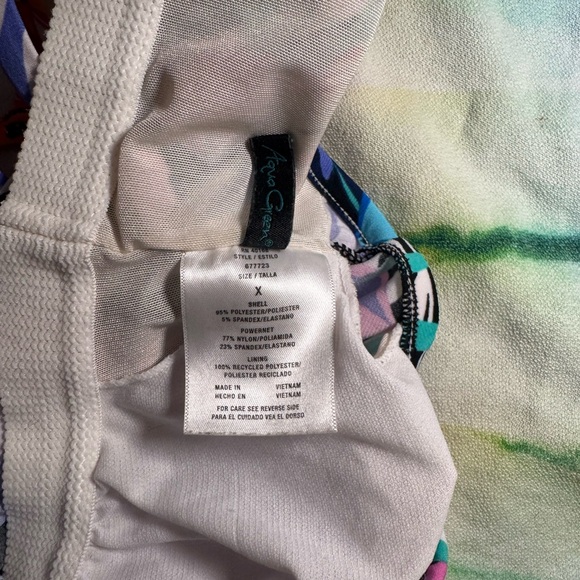 Aqua Green Tankini Swimsuit Top Vibrant Tropical Pattern Size X - Picture 6 of 6